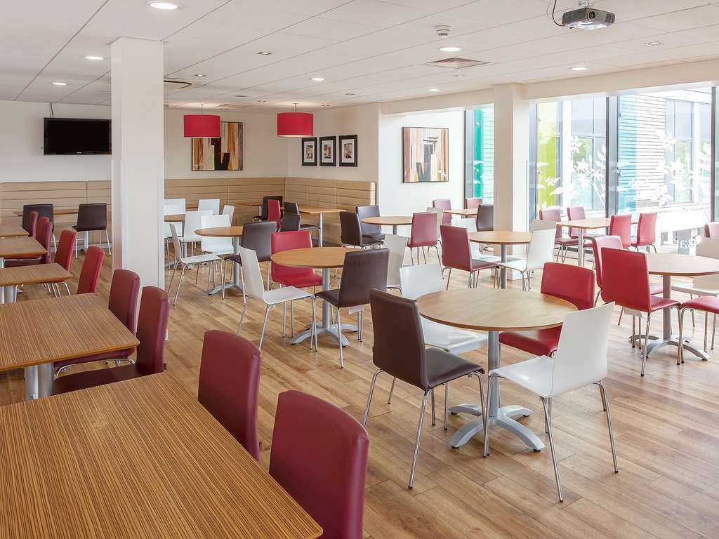 Ibis Budget London Heathrow Central Cranford Restaurang bild